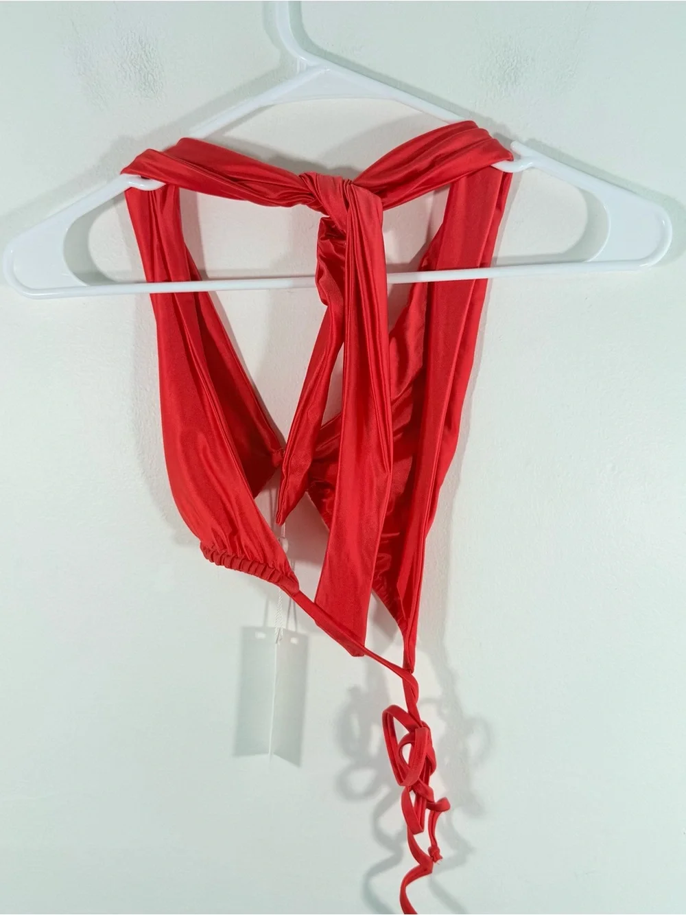 NWT Frankie’s Bikinis Bash Red Satin Twist Wrap Halter Bikini Top Medium New